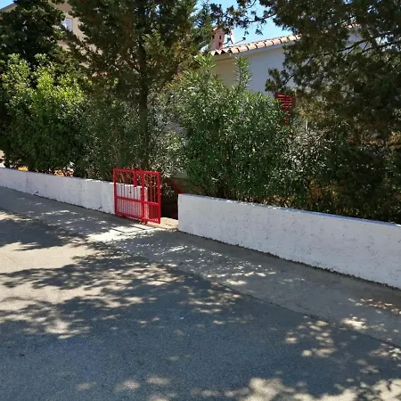 House Fras With Two * Premantura