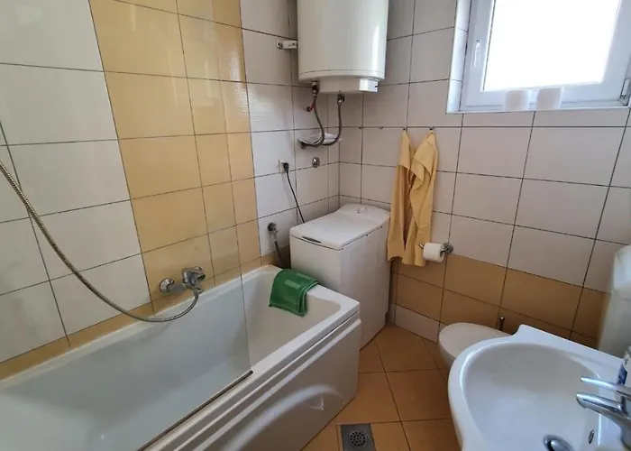 House Fras With Two Apartman Premantura